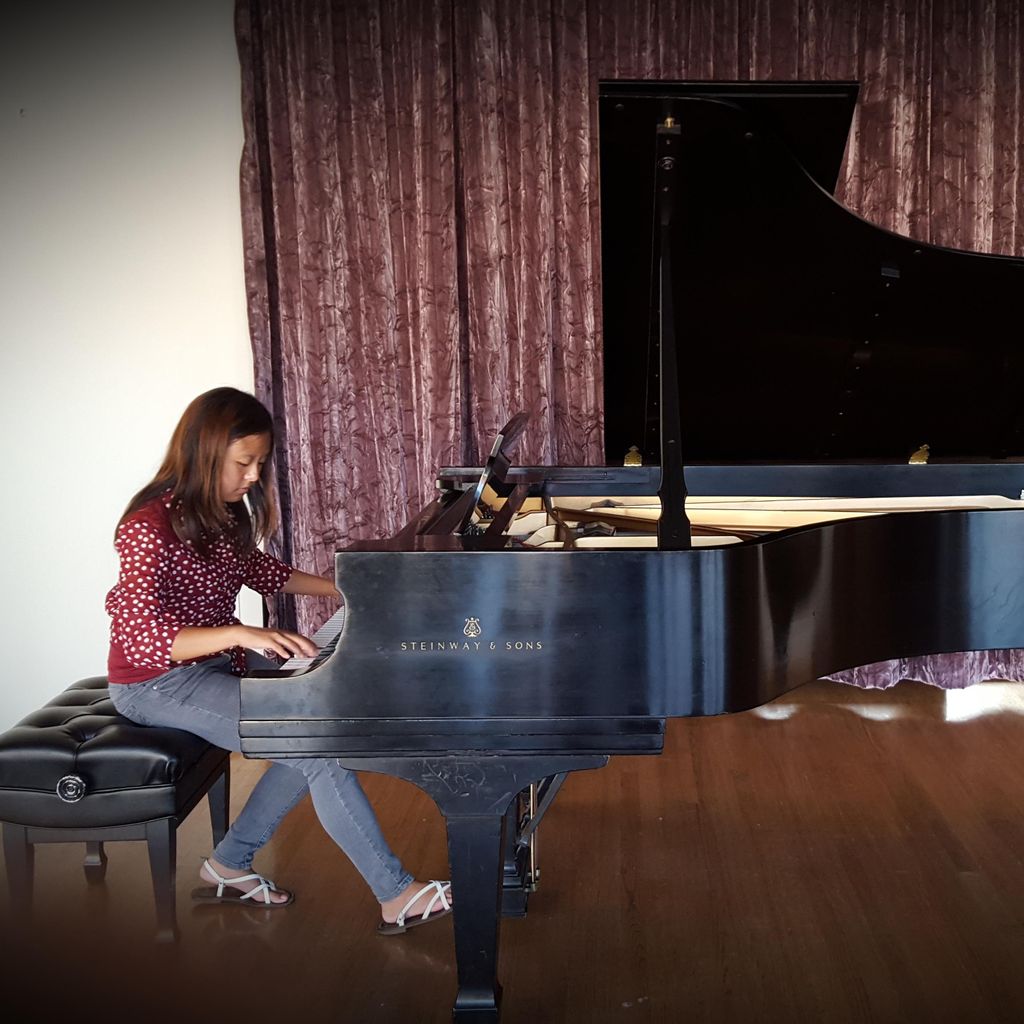 Piano Gigs and Lessons