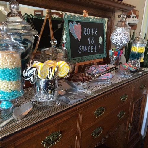 Here is a specialized candy bar for a Balboa Islan