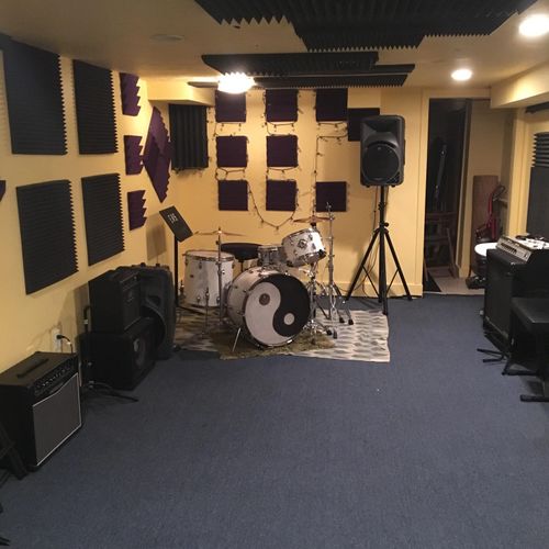 Instrument Recording/ Rehearsal Room