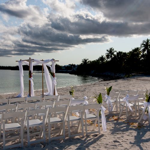 Lovely Beach Wedding