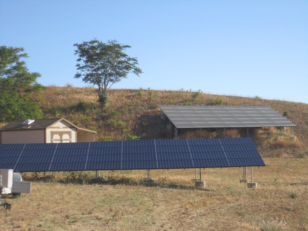 Our clients clean solar panels vs. his neighbors d