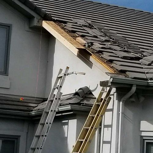 Tile roofing repair