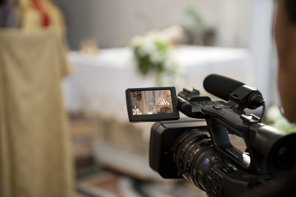 Discreet, Unobtrusive Filming
