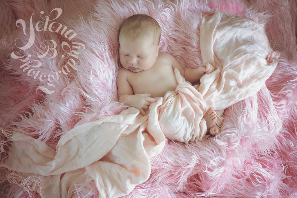 Newborn- in studio photography
