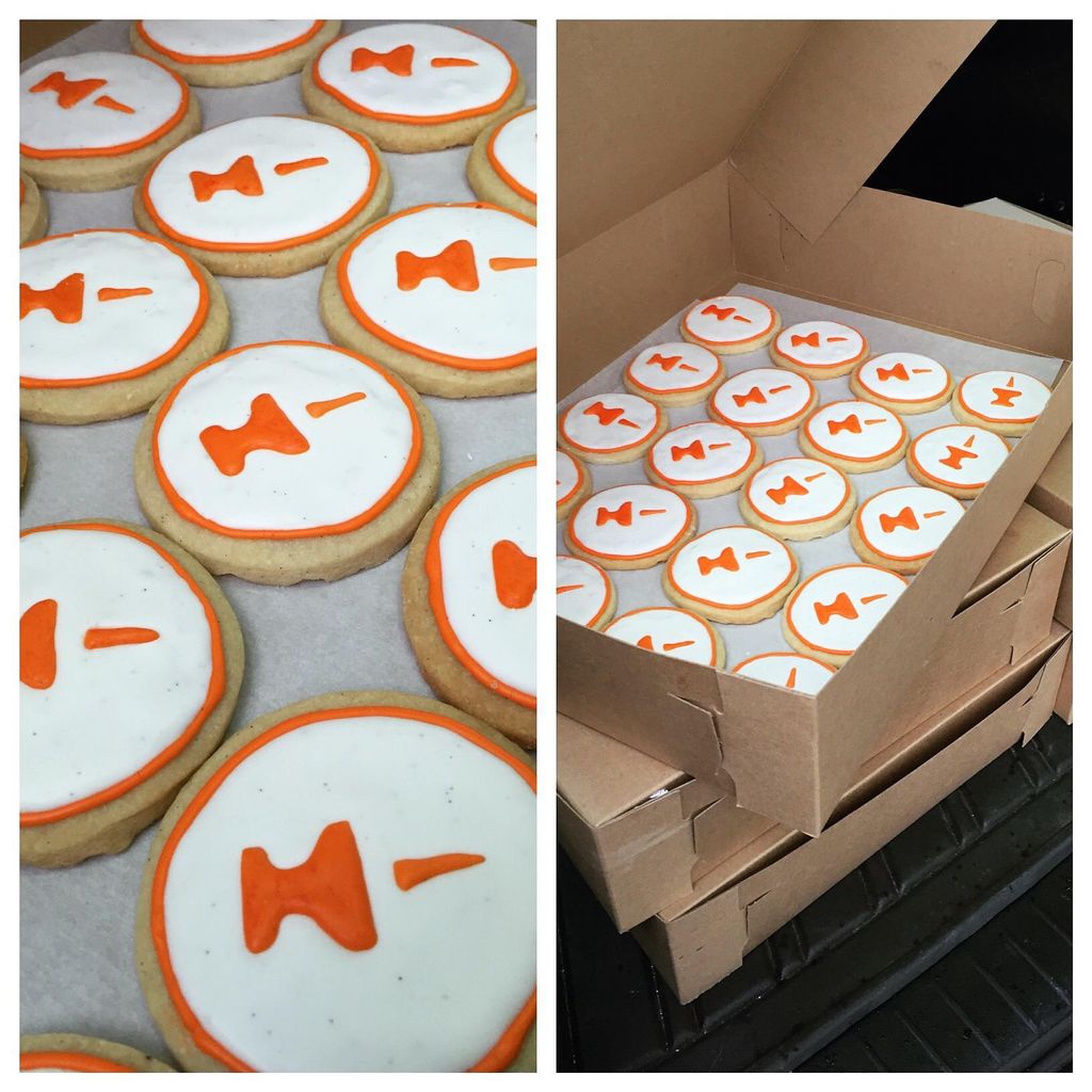 Logo cookies for Thumbtack