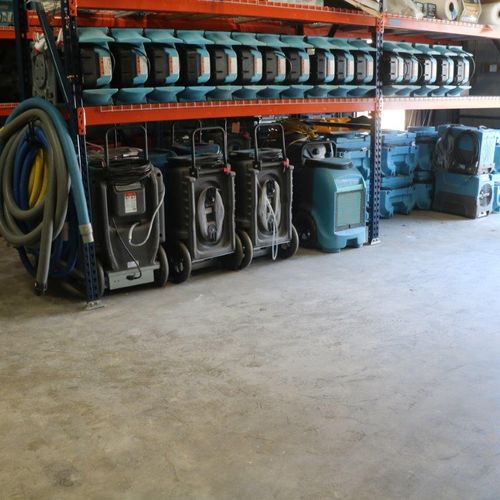 Equipment ready to dry and clean your home/busines
