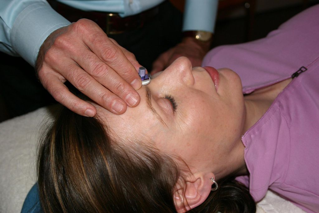 Moxibustion applied to acu-point, Yin Tang, or wha