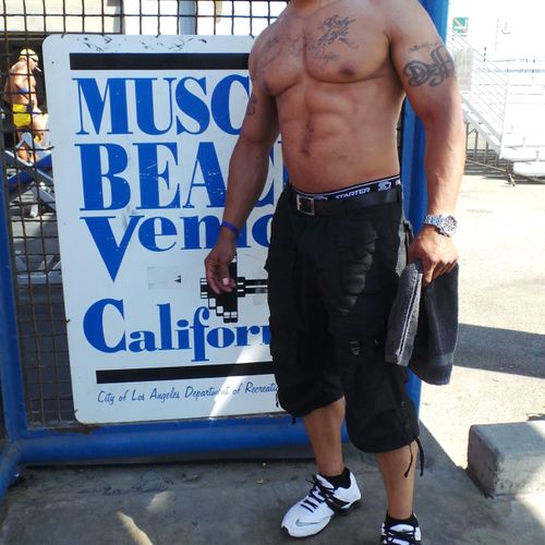 Back Home In Los Angeles @Muscle Beach