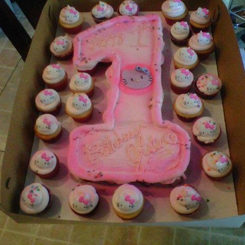 Hello Kitty 1st Birthday Cupcake Cake 2 Dozen cupc