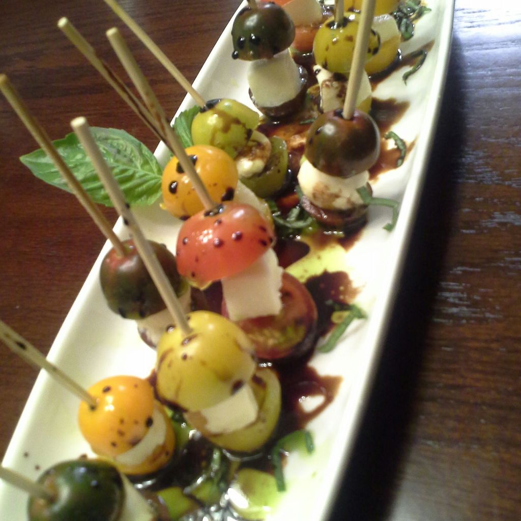 Heirlooms Cherry Caprese Salad