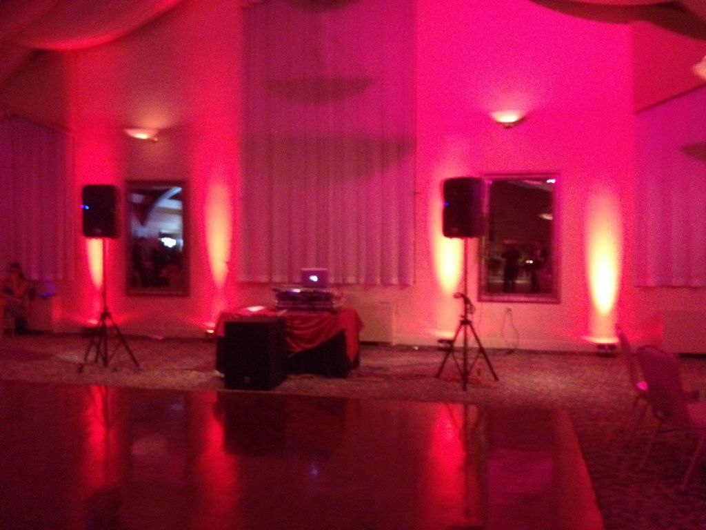 DJ Set up & Uplighting efx