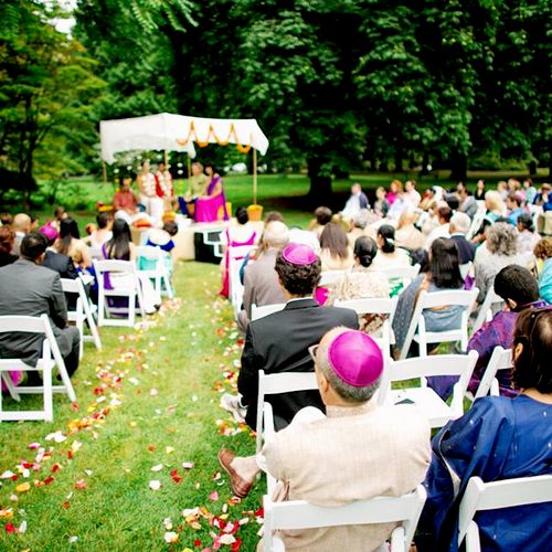 This multicultural wedding was a weekend chock-ful