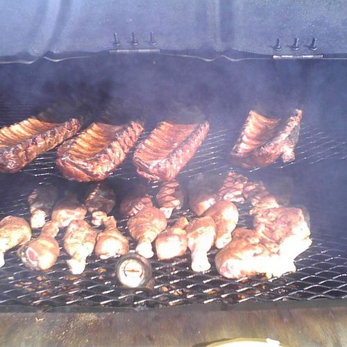 Ribs and chicken on!