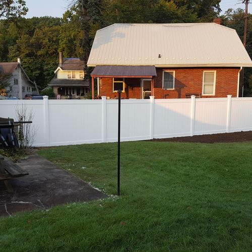 Wilk 6' privacy fence with LED low voltage lights 