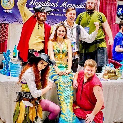 The Heartland Mermaid & her Crew!
