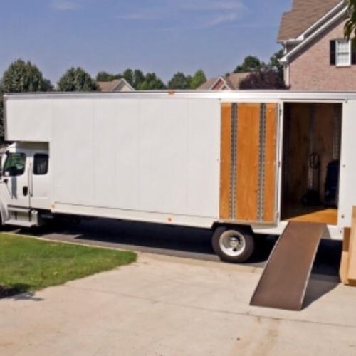 Moving truck can transport cars, household applian