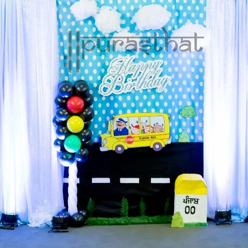 Wheels on Bus theme birthday party decorations wit
