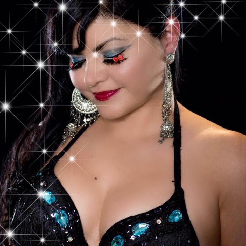 Belly Dancer/Instructor Edemia