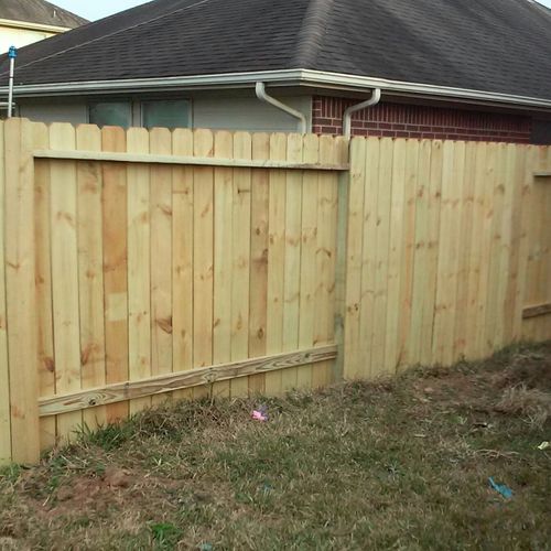 Replace Fence. Katy TX.
