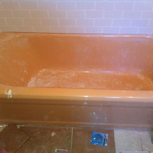 here we have a pink bathtub and most people dont l
