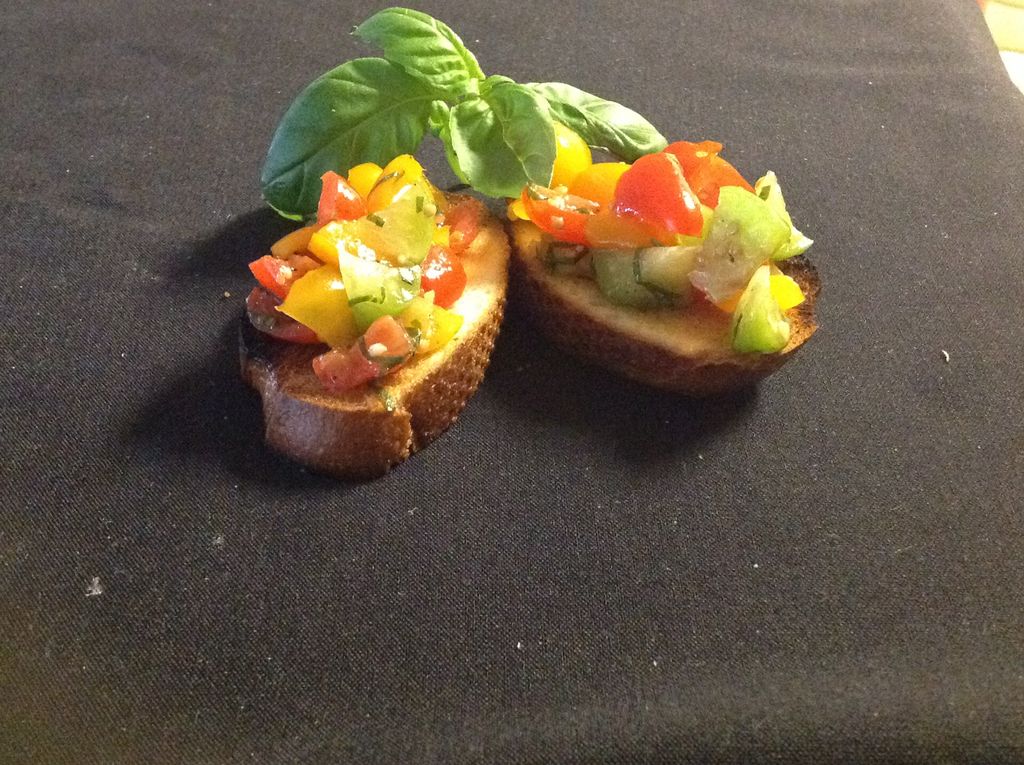 4 color tomatoes bruschetta