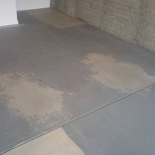garage floor epoxy coating before picture