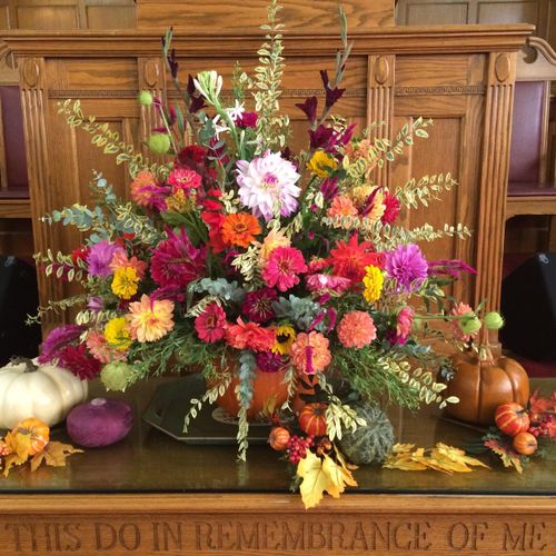 a live floral arrangement from flowers bought at f