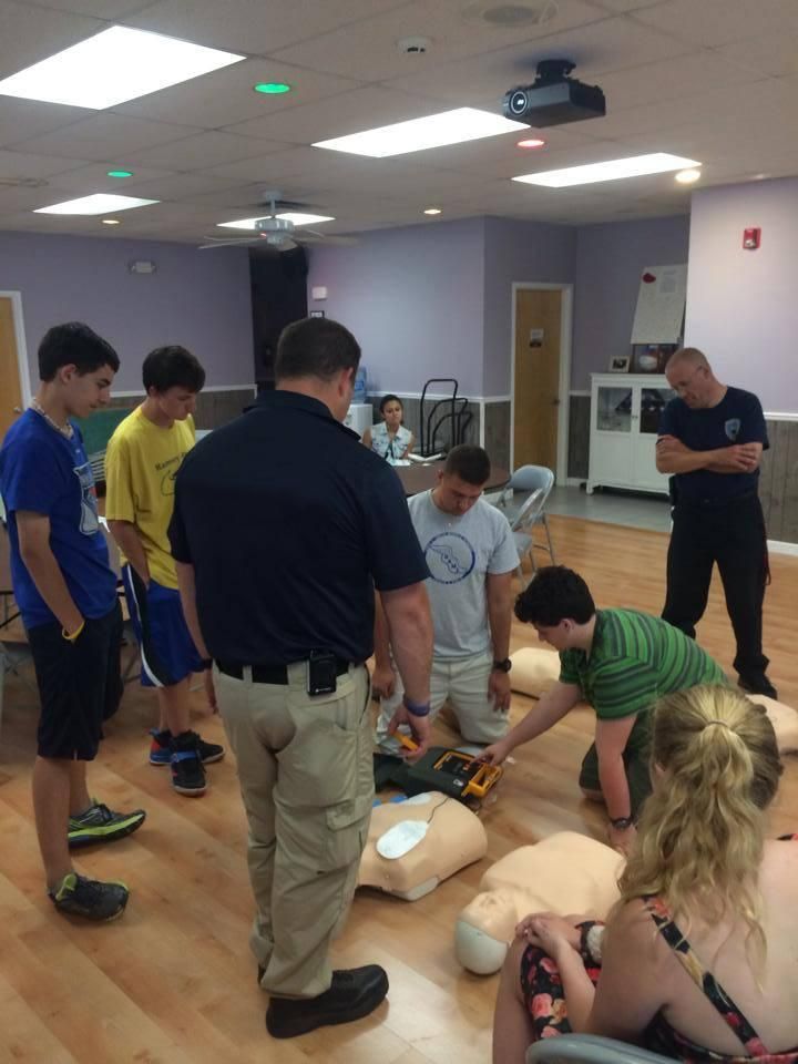 CPR CLASS FOR LOCAL STUDENTS