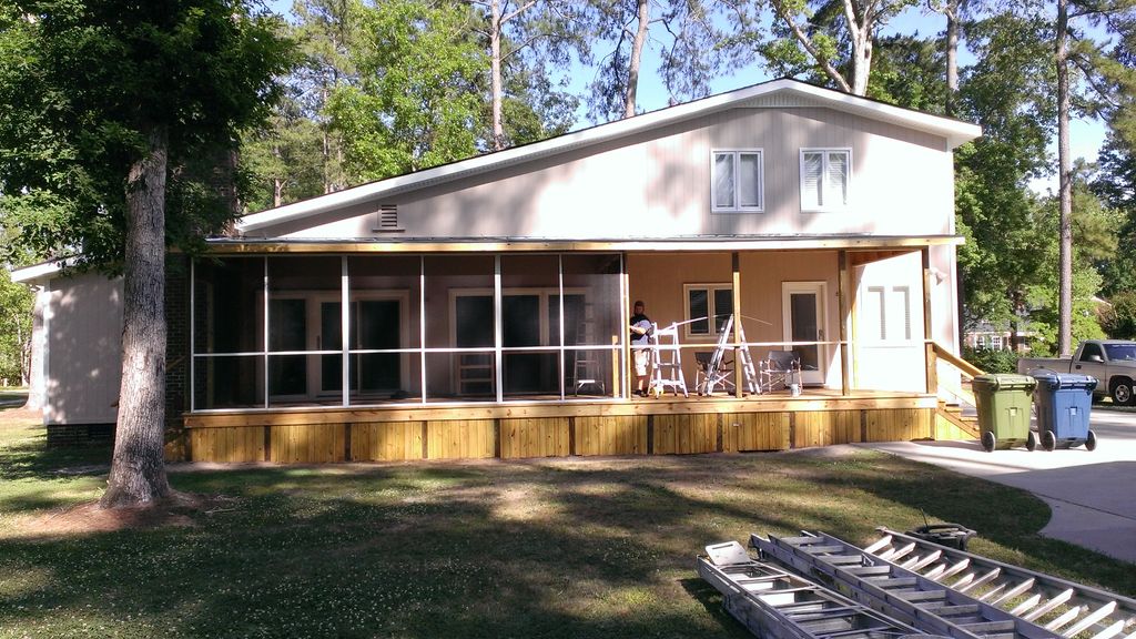 w/roof and screen