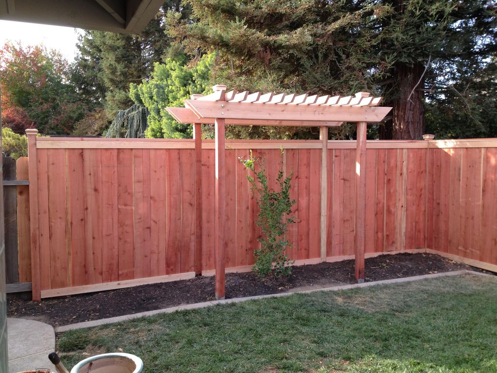 PICTURE FRAME STYLE FENCE WITH CUSTOM ARBOR