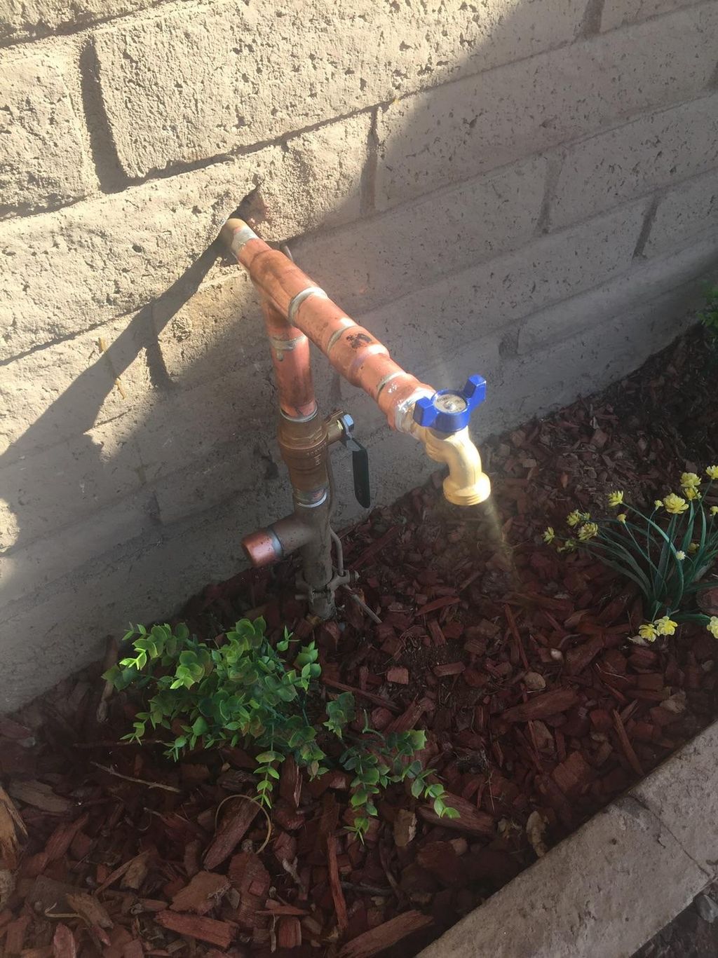 New shut off valve  with hose bibb adapter 