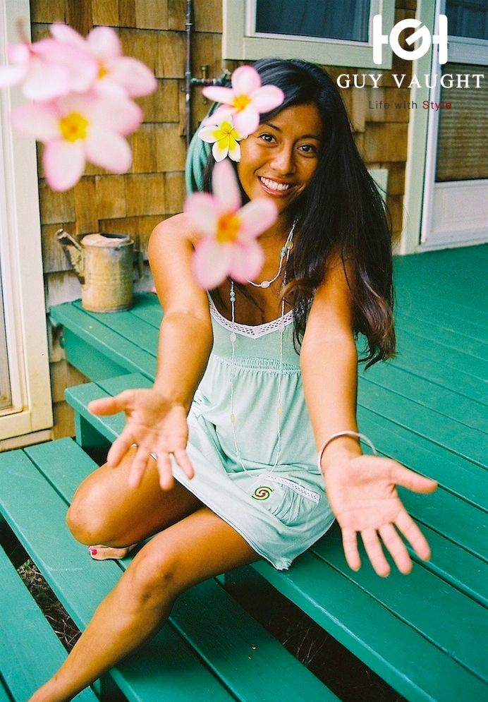 Throwing Flowers (35mm film)