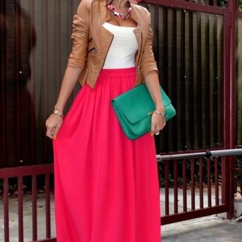 Maxi skirts are a wonderful warm weather go to.  Y