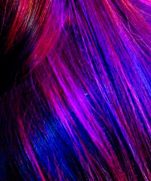 Pravin a fashion Colors violet and pink.