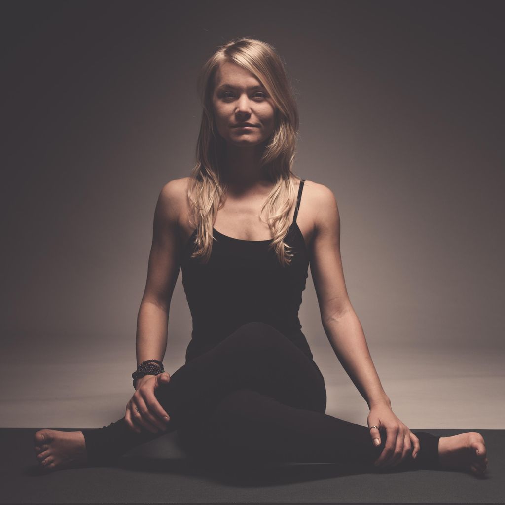 Luna Pierson Yoga