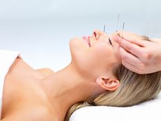 Feel rejuvenated with an amazing acupuncture sessi
