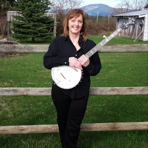 Me with my Ome Clawgrass banjo.