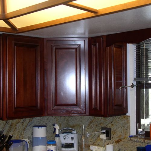 Kitchen remodel--cherry cabinets and granite