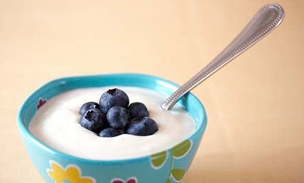 Coconut yogurt berry bliss!