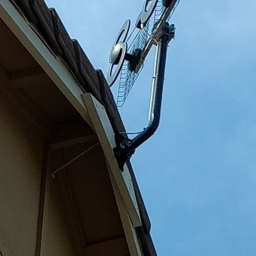 Digital Antenna-this customer now receives 99  cha