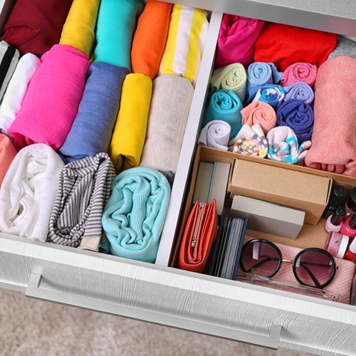 Drawer organization to find items easily