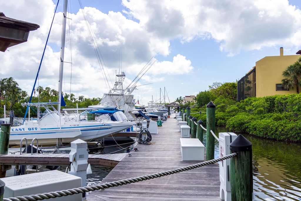 Townhouse and Boat Slip in Palmetto Bay