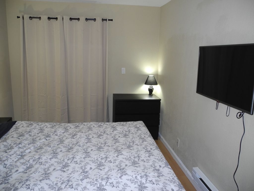 DRAPE / ROD Installation
FLAT TV Installation
@ Ga