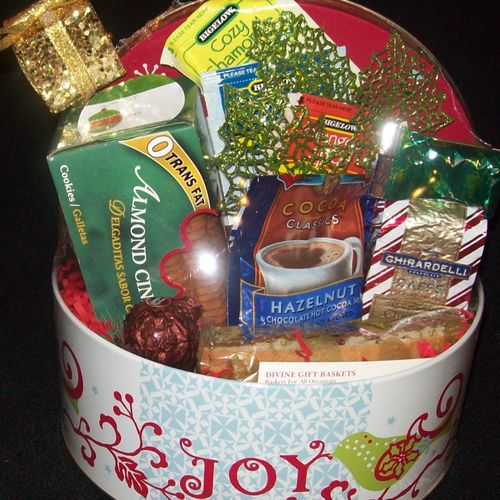 A delicious Gourmet gift full of yummy snacks