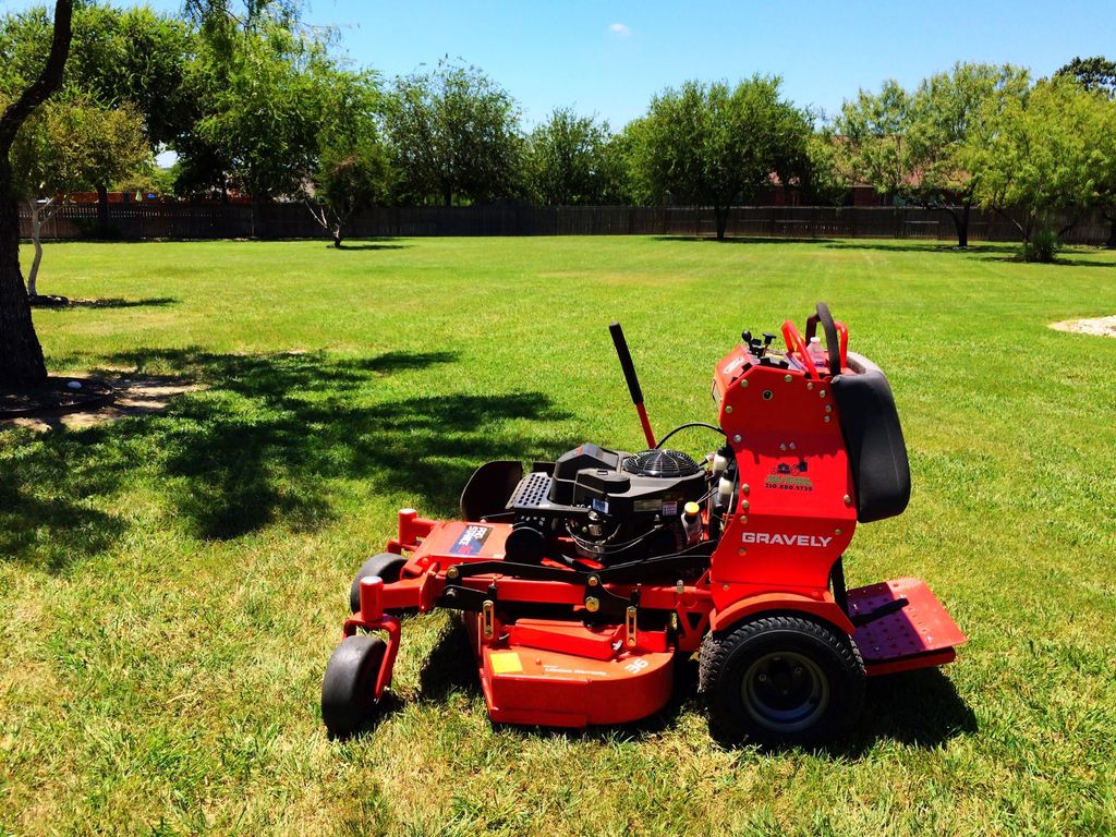 San Antonio Lawn Mowing, Large Lot Lawn Care