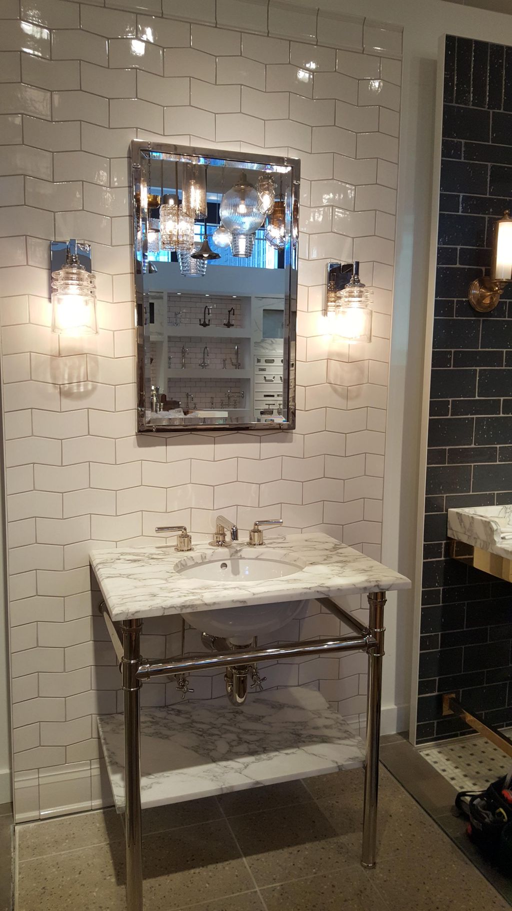 Build, tiled and setup commercial display for show