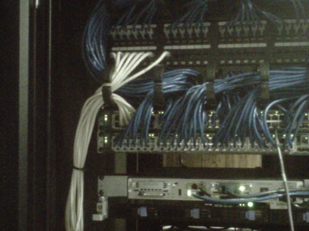 Uni-select Wireless Motorola Access Point Install 