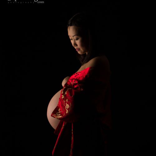 Stunning fine art photography for your maternity p