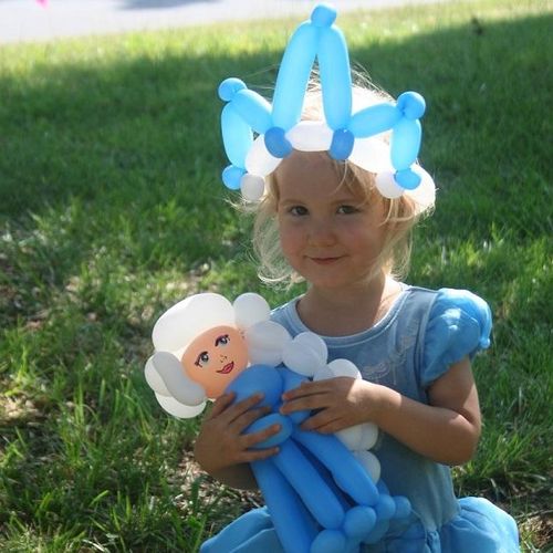 Elsa doll and princess crown