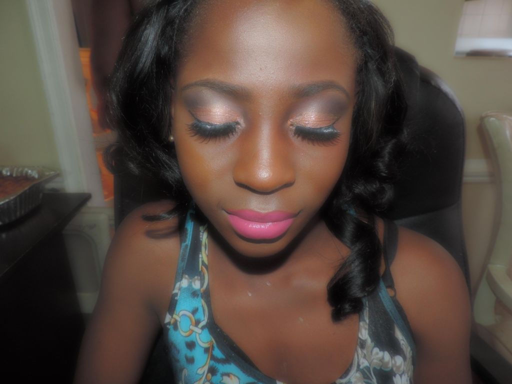 Hair- Side part sew in with leave out
Makeup-